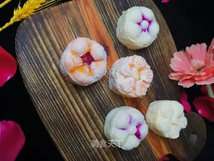 Milk and fruit mooncake