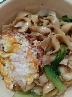 Fried egg noodles