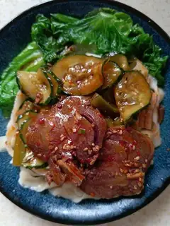 Beef and vegetable noodles