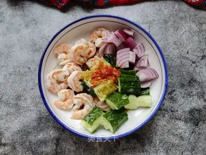 cucumber onion shrimp