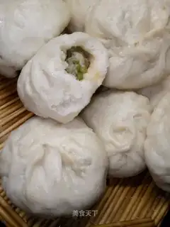 Soybeans pork buns