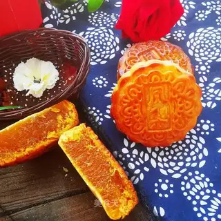 pineapple mooncake