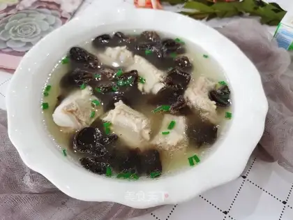 Molybone soup