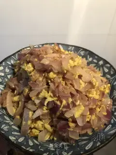 Onion fried eggs