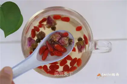 Rose tea