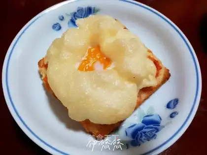 Toast eggs