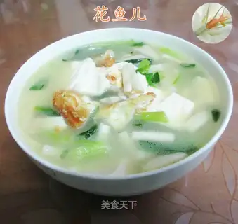 Cream seafood mushrooms fried egg tofu soup