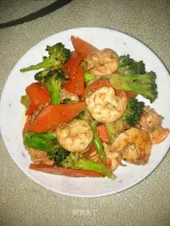 Shrimp fried broccoli