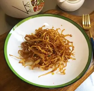 Dry apricot mushrooms