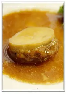 Mushroom box with meat filling