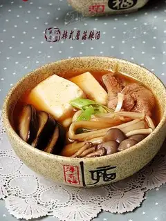 Korean mushroom spicy soup