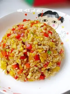 Fried rice with egg and double pepper