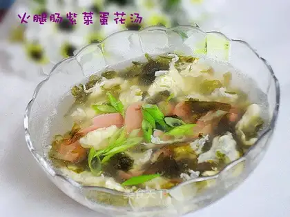 Ham sausage, seaweed and egg soup