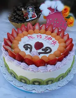 Fruit birthday cake