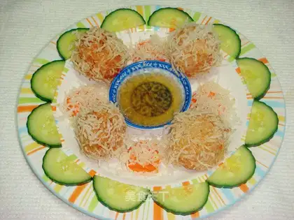 Banquet seafood fried shrimp flowers
