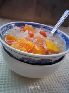 Papaya snow ears refreshing