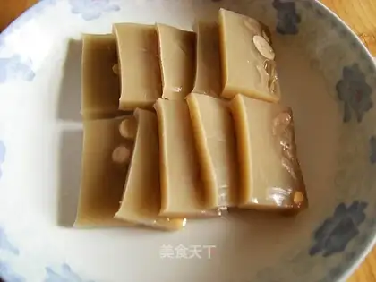 Peanut yellow bean skin jelly