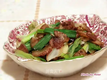 Qiaozhou Chinese onion twice-cooked pork