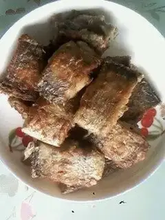 Dry fried hairtail