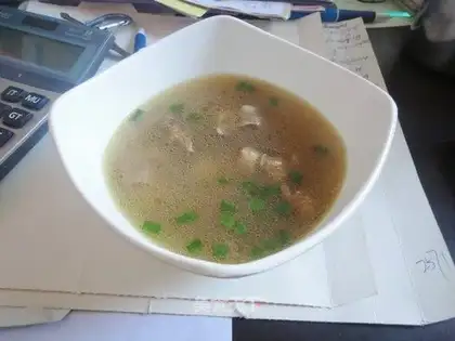 Stewed chicken soup with glutinous rice wine