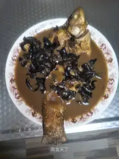 Red-fried fish