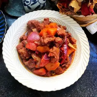 Red cuisine