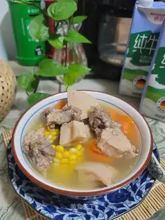 Lotus carrots, cornbone soup