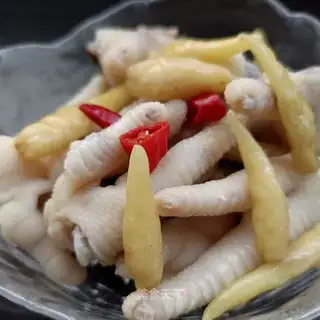 Chicken claws