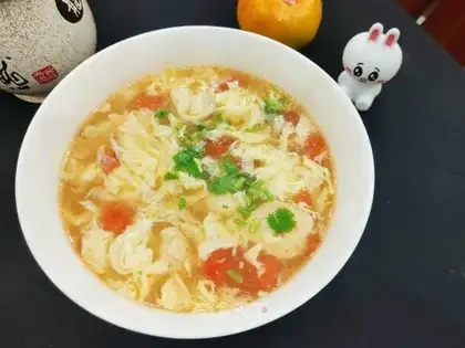 Tomato shrimp egg soup