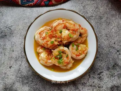 Garlic sauce and shrimp