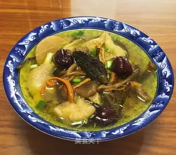 Seven fungus mushroom chicken soup
