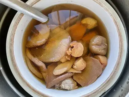 Frozen pineapple stew