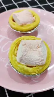 Chocolate marshmallow eggs