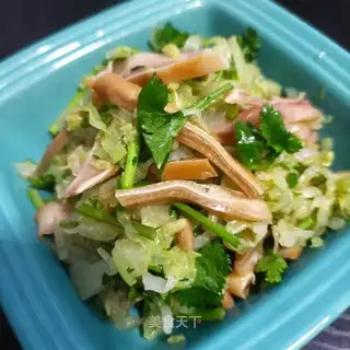 Piggy ears with cabbage