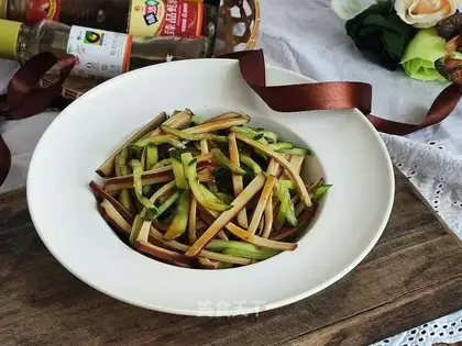 Egg dry cucumber