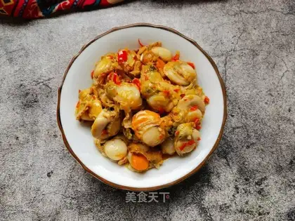 Garlic chili sauce and scallops