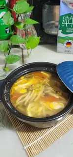 Crab mushroom egg soup