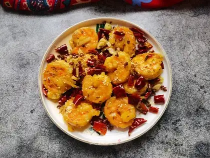 Spicy shrimp balls