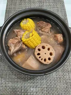 Lian's corn fan soup