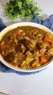 Curry chicken