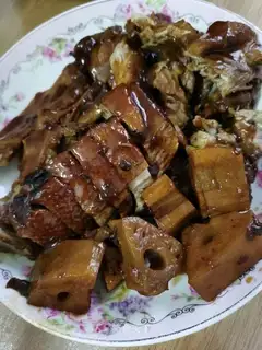 ♪ Lian sour duck ♪