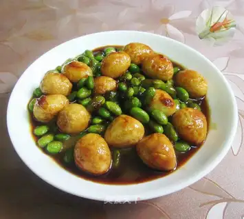 Tiger-skinned quail, soy beans