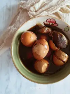 Tea eggs
