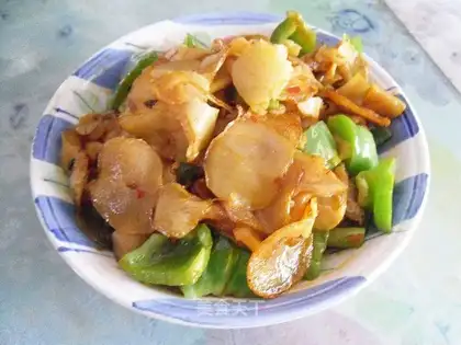 Pot potato chips
