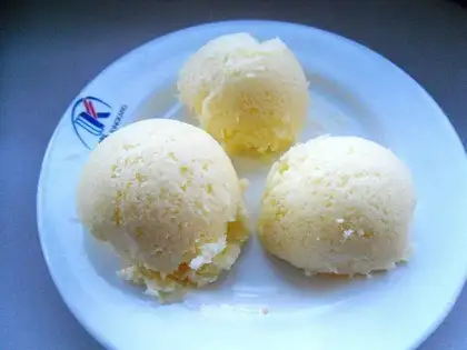 Cream ice cream