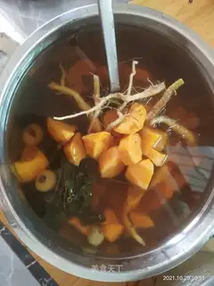 Lui's stinging soup