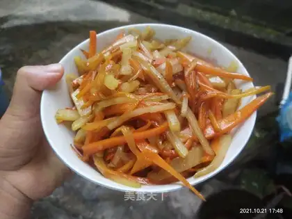 The carrot potato