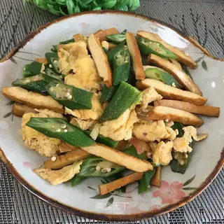 Autumn fried eggs dry