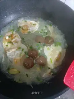 radish egg beefball soup