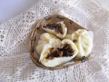 Plum casserole